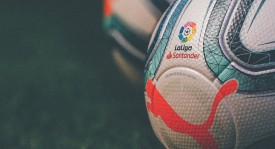 安东尼85分钟远射绝平英超劲旅，力挽狂澜捍卫主场荣耀