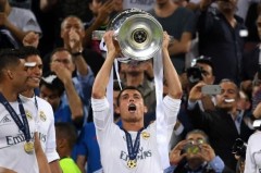 西甲第六轮焦点战：皇马巴萨激战，保级战火硝烟弥漫，黑马搅动格局